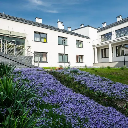 Centrum Rehabilitacji Spolecznej I Zawodowej Zaz Sloneczne Wzgorze * 타르노프