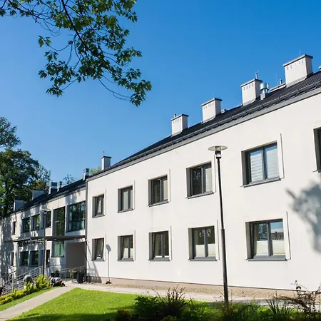 리조트 Centrum Rehabilitacji Spolecznej I Zawodowej Zaz Sloneczne Wzgorze 타르노프