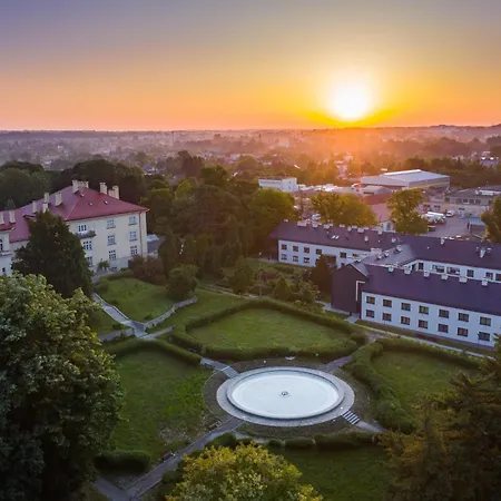 Centrum Rehabilitacji Spolecznej I Zawodowej Zaz Sloneczne Wzgorze 타르노프